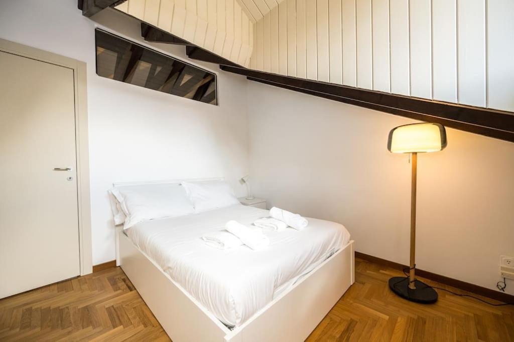 Wonderfull Two Floors Apartment Navigli Milan Extérieur photo