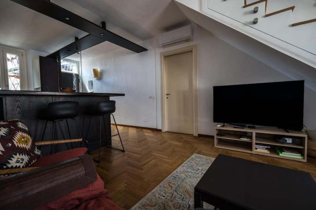 Wonderfull Two Floors Apartment Navigli Milan Extérieur photo